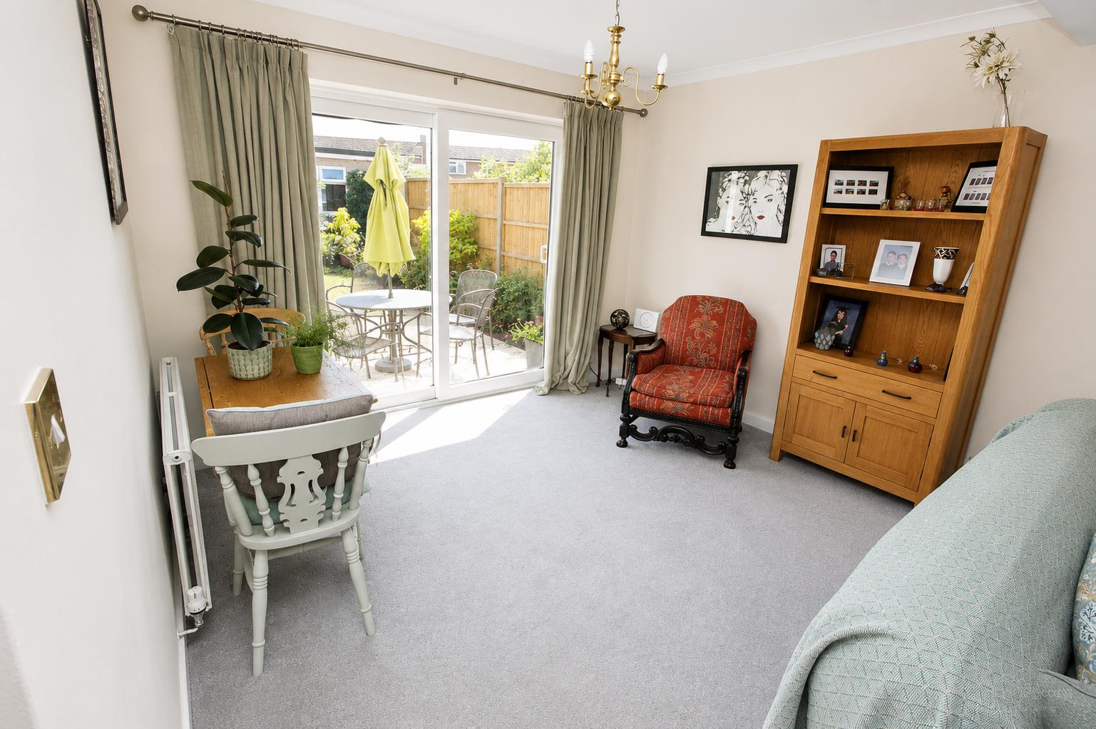 Cowslip Close, Tilehurst, Reading